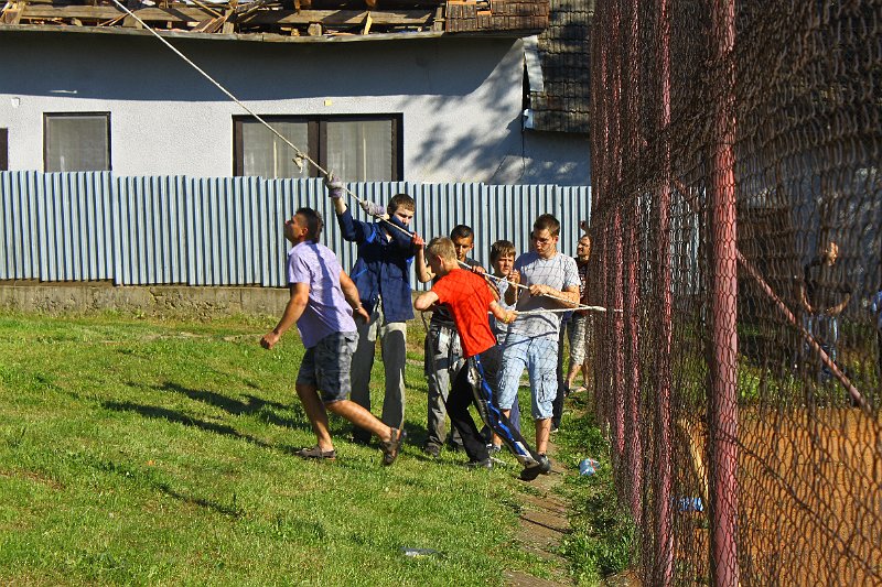 Stavanie maja (32).JPG